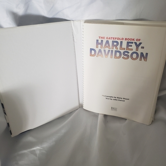 Harley-Davidson Gatefold Pull-Out Book Posters Year 1997 Motorcycle Spec Sheets - Picture 5 of 9